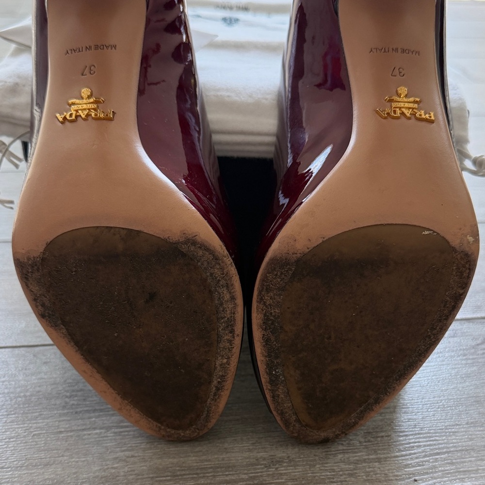 PRADA BURGUNDY HEELS - Picture 9 of 11